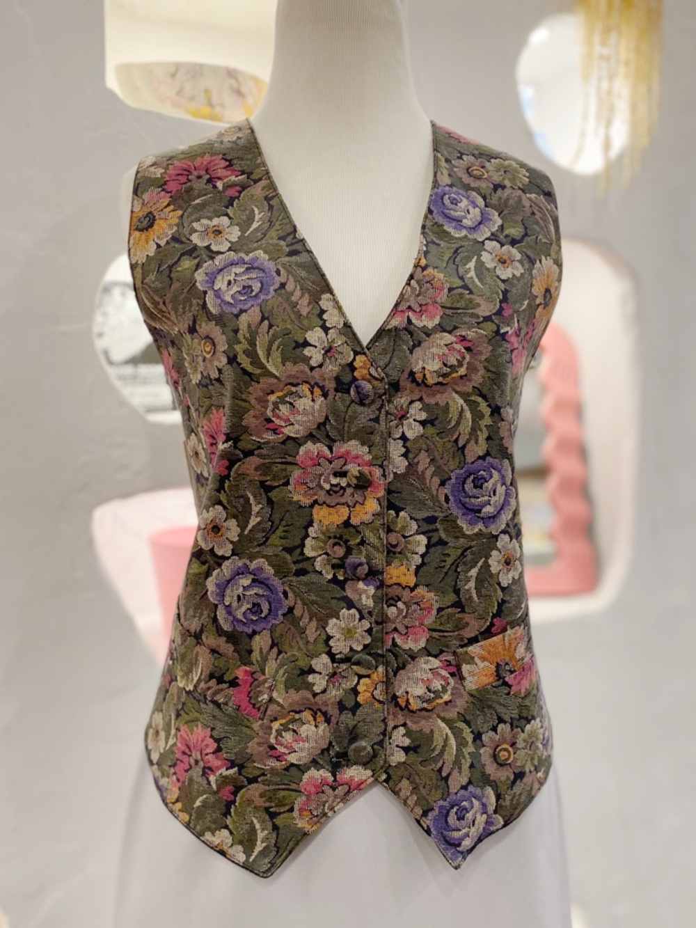 Vintage Le Chateau Floral Tapestry Button Up Vest